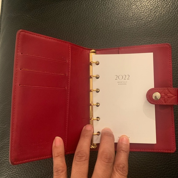 Authentic LOUIS VUITTON
Monogram Vernis Small Agenda Cover Pre-loved - Picture 2 of 6